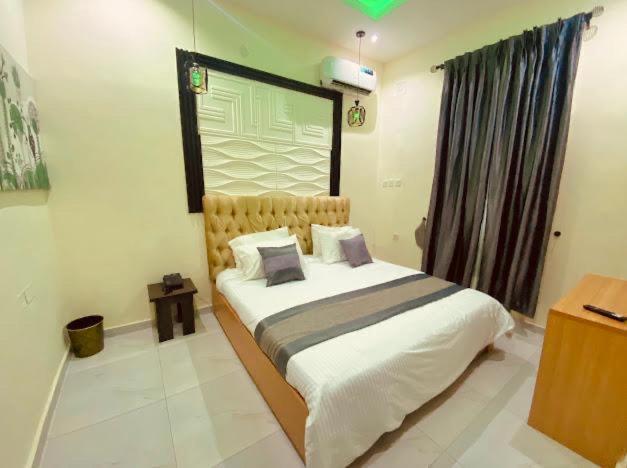 West Wing Hotel Lagos Ngoại thất bức ảnh